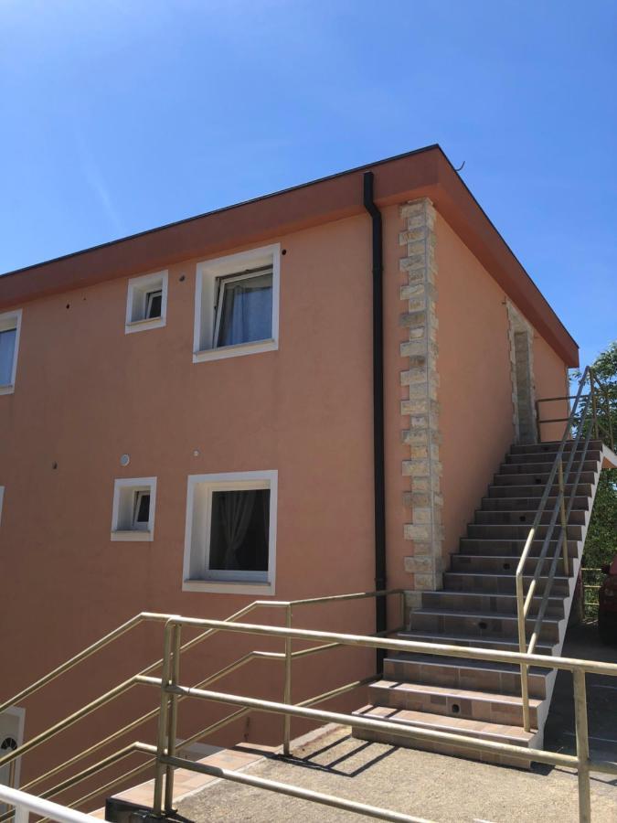 Apartments Chilla *** Lopar Luaran gambar