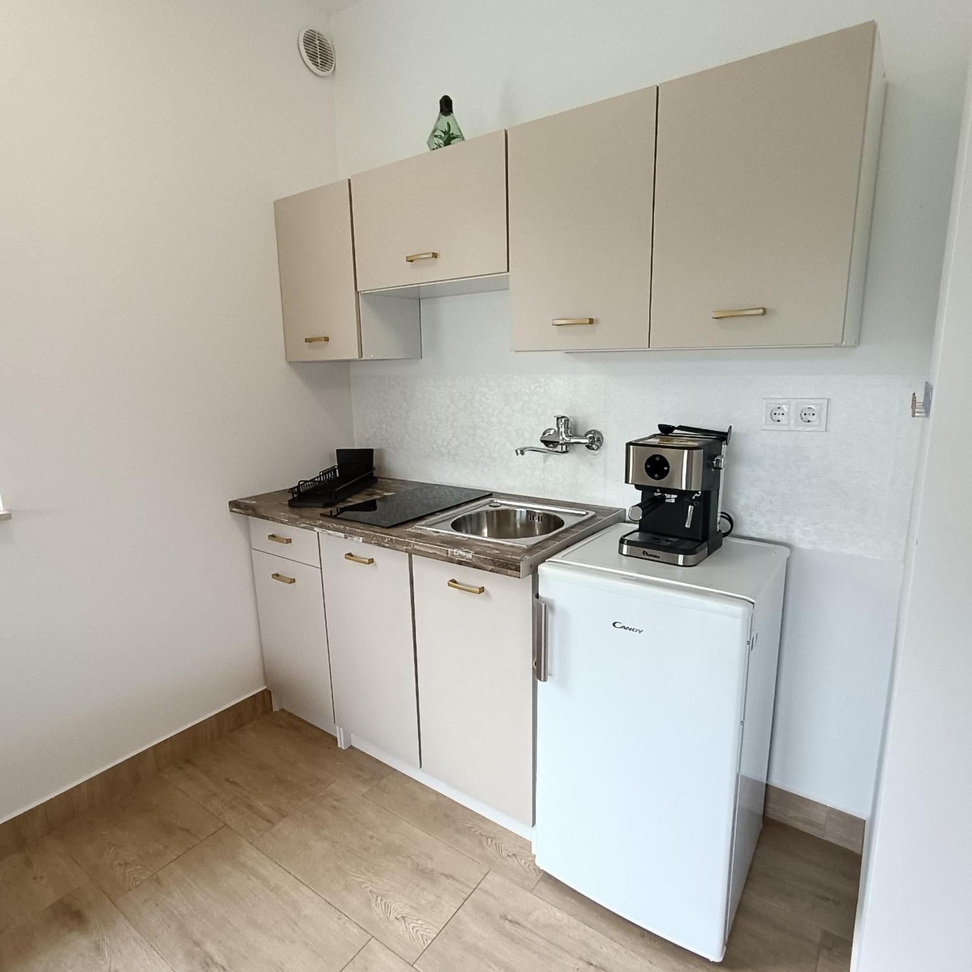 Apartments Chilla *** Lopar Luaran gambar