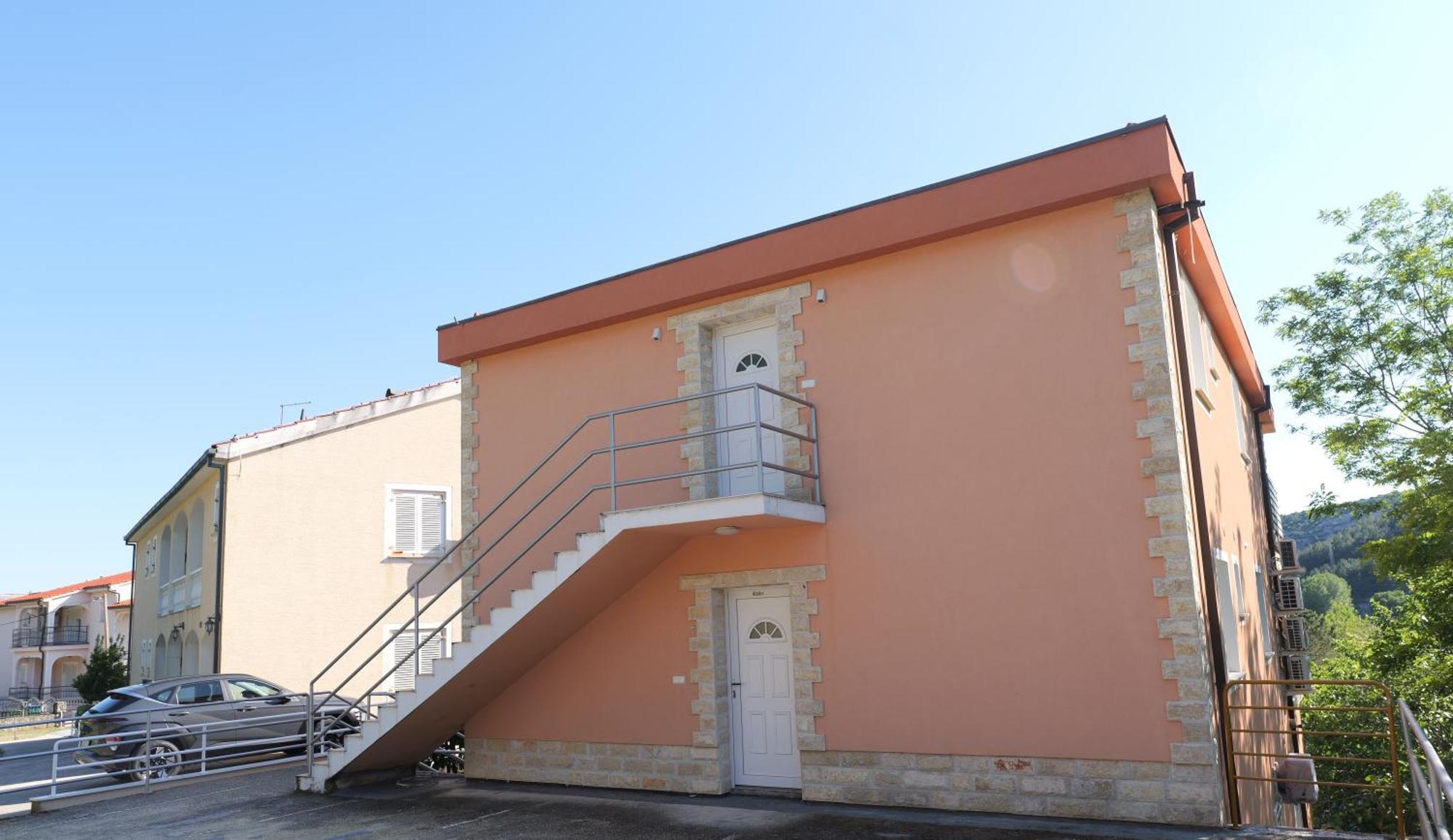 Apartments Chilla *** Lopar Luaran gambar